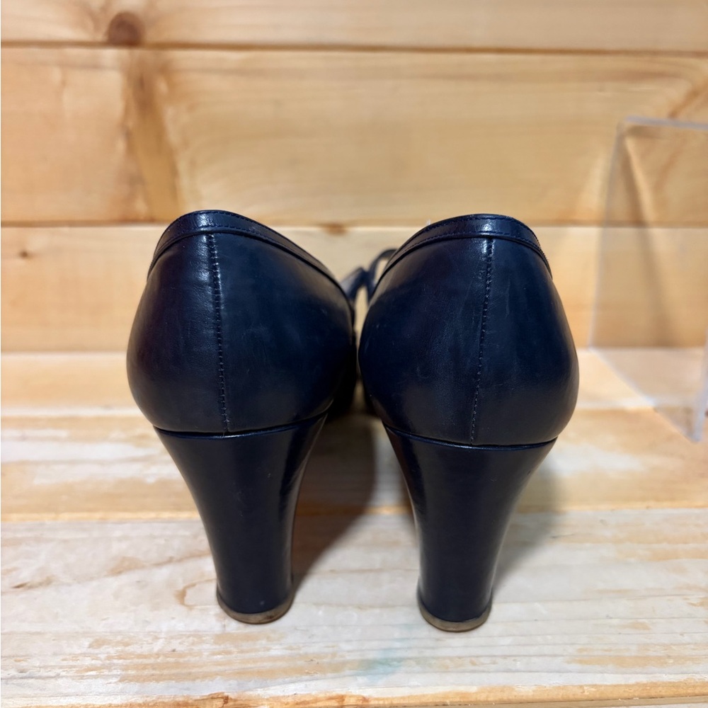 Vintage Salvatore Ferragamo Navy Blue smooth Leather Mary Jane Pump Heels - W 8 - Picture 5 of 9